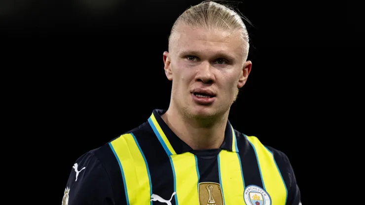 Goleiro que defendeu pênalti de Haaland possui todas estatísticas de cada batedor do Manchester City. Foto: IMAGO / Sebastian Frej
