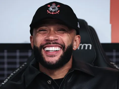 Memphis Depay quer marcar amistoso para o Corinthians em Gana