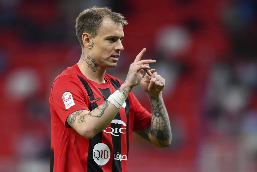 Roger Guedes é o grande nome do Al-Rayyan. Foto: IMAGO /&nbsp;Naushad