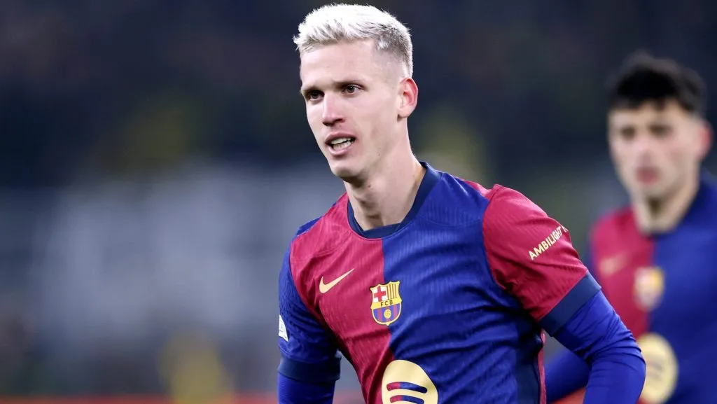 Olmo em campo pelo Barcelona. Foto: IMAGO / Laci Perenyi