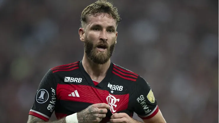 Léo Pereira em ação pelo Flamengo. Foto: Jorge Rodrigues/AGIF