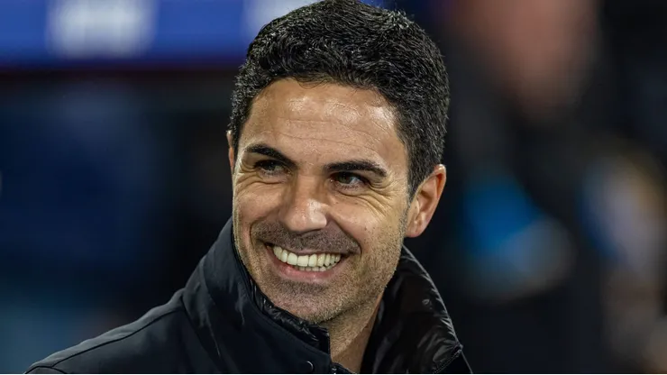 Mikel Arteta, treinador do Arsenal, pode ter Osimhen em janeiro. Napoli, time do jogador, pode optar por vendê-lo, segundo portal. Foto: IMAGO / Propaganda Photo