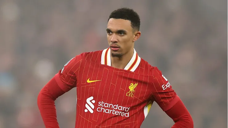 Mercado da bola: Arnold no Real Madrid, Osimhen, Bruno Guimarães e mais; As movimentações do dia 27/12. (Photo by Jan Kruger/Getty Images)