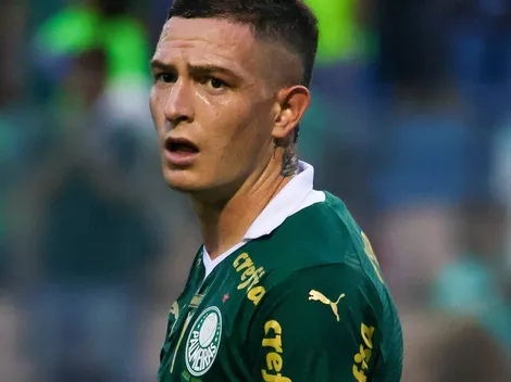 Boca Juniors observa Aníbal Moreno após a saída de Cristian Medina