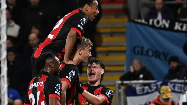 O Real Madrid está de olho no jovem defensor Dean Huijsen, atualmente no Bournemouth, após seu destaque na Premier League. (Foto: IMAGO / Pro Sports Images)