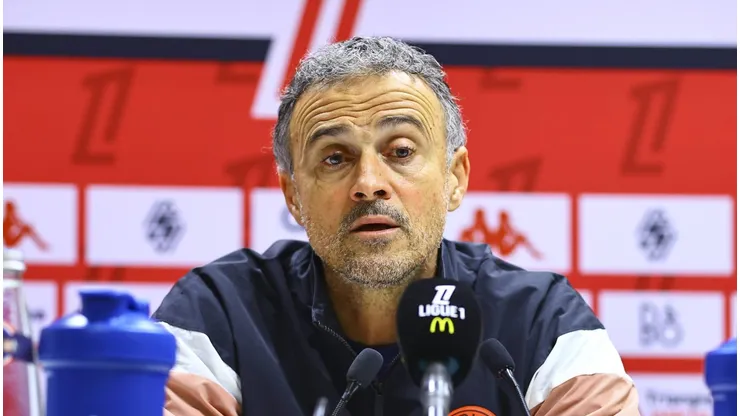 PSG abre contatos com Milan e Juventus; craque deve deixar Paris.