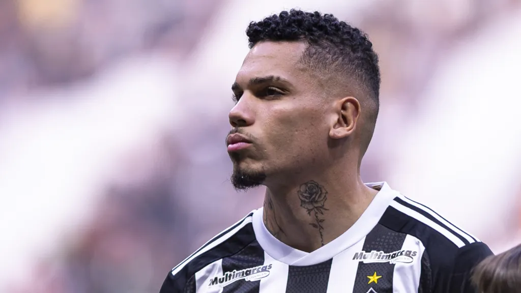 Paulinho jogador do Atlético-MG durante partida contra o Bahia (foto: Alessandra Torres/AGIF)