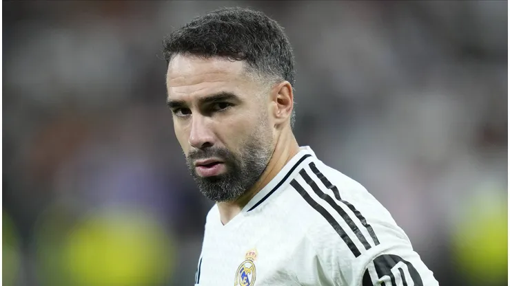 Carvajal, do Real Madrid, balança com vinda de Arnold e sugere cenário.