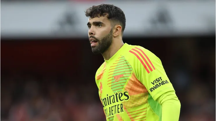 O Arsenal busca reforçar seu elenco para a segunda metade da temporada, com foco na contratação de um novo goleiro. (Foto: IMAGO / Sports Press Photo)