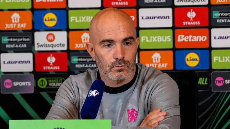 Enzo Maresca em coletiva pelo Chelsea