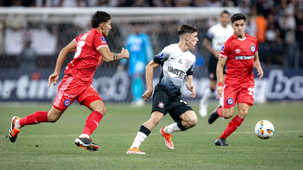 Breno Bidon jogador do Corinthians durante partida contra o Argentinos Juniors (foto: Leonardo Lima/AGIF)