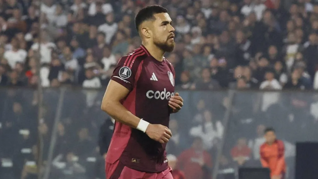 O jogador do River Plate, Paulo Díaz, é fotografado contra o Colo Colo durante o jogo da Copa Libertadores disputado no Estádio Monumental em Santiago, Chile. (Foto: IMAGO / Photosport)