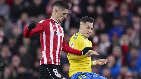 O Barcelona pode ganhar uma injeção financeira significativa com a possível venda de Mika Mármol, defensor de destaque no Las Palmas. (Foto: IMAGO / Marca)