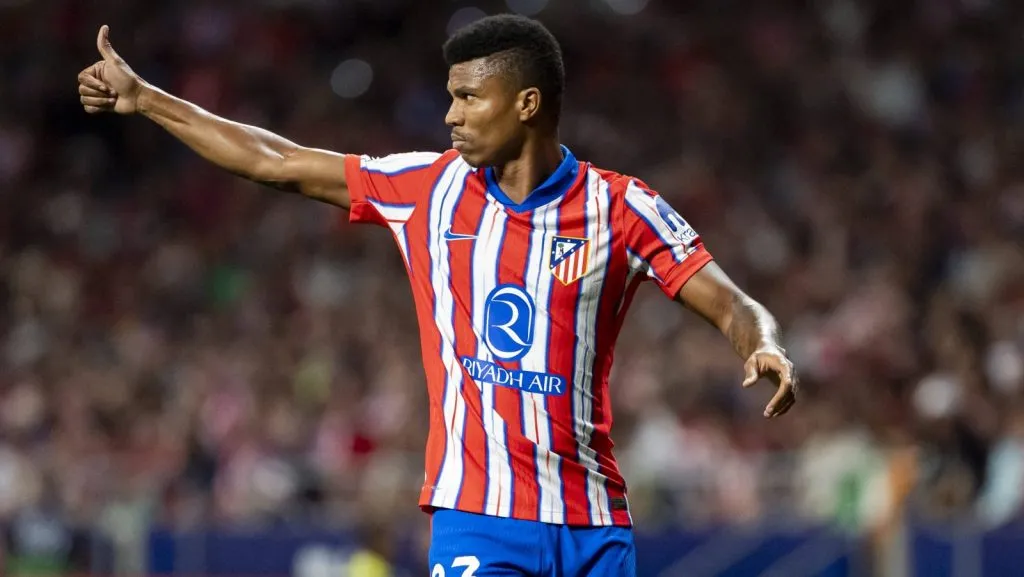 Reinildo Mandava, do Atlético de Madrid, em ação durante a partida da La Liga EA Sports 2024/25 entre Atlético de Madrid e Girona FC, no Estádio Civitas Metropolitano, em 25 de agosto de 2024, em Madri, Espanha. (Foto: IMAGO / Alberto Gardin)