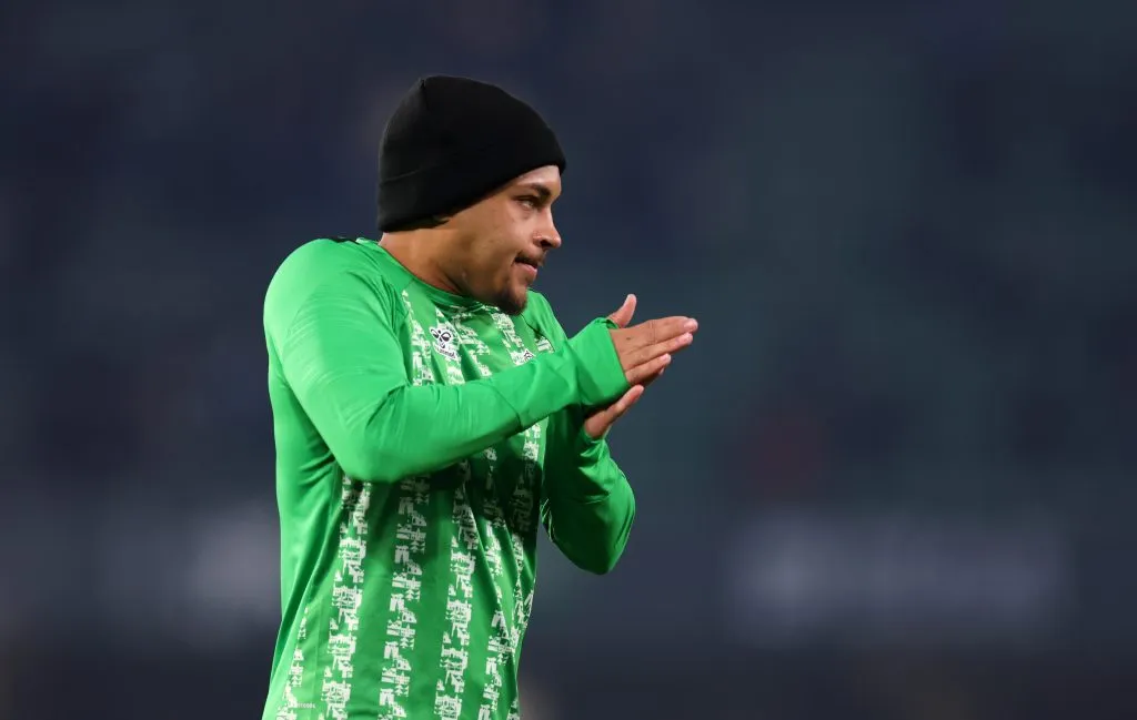 Vitor Roque é alvo do Palmeiras. (Photo by Fran Santiago/Getty Images)