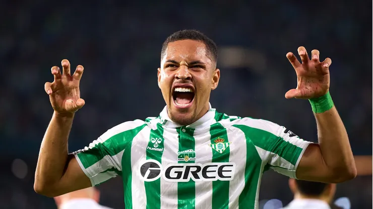Palmeiras tem concorrência por Vitor Roque. (Photo by Fran Santiago/Getty Images)