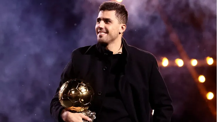 Rodri ganhou a Bola de Ouro no lugar de Vinícius Júnior. Foto: Naomi Baker/Getty Images