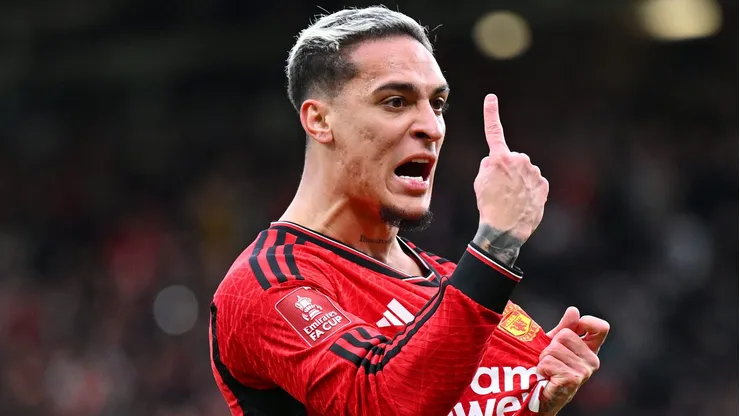 Apesar do interesse do Botafogo, Antony, atacante do Manchester United, prefere continuar sua carreira na Europa. Foto: Michael Regan/Getty Images