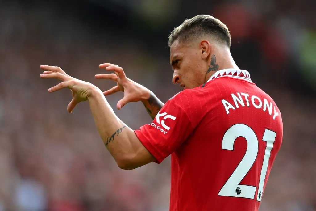 Antony comemorando um gol (Photo by Shaun Botterill/Getty Images)