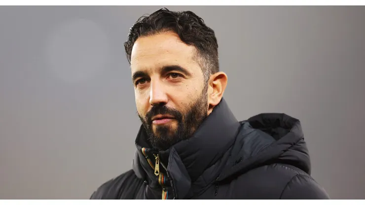 Ruben Amorim, treinador do Manchester United pediu à diretoria a 1ª grande contratação (Photo by Naomi Baker/Getty Images)