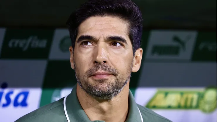 Palmeiras impõe condição para jogador de Abel Ferreira deixar o clube para assinar com gigante europeu. Foto: Marcello Zambrana/AGIF