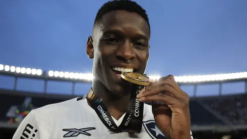 Luiz Henrique decide deixar o Botafogo e pode desembarcar em Manchester já nesta janela. (Photo by Buda Mendes/Getty Images)