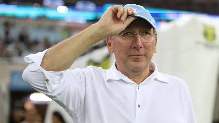John Textor antes de partida pelo Botafogo