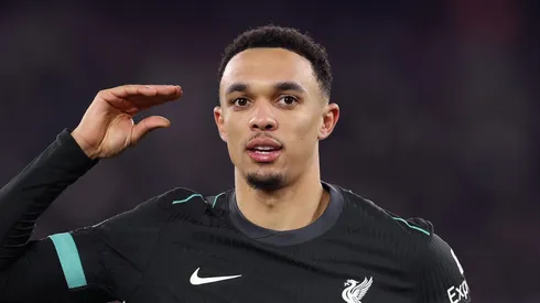 Fanáticos citam Real Madrid em má exibição de Arnold após Liverpool x United.