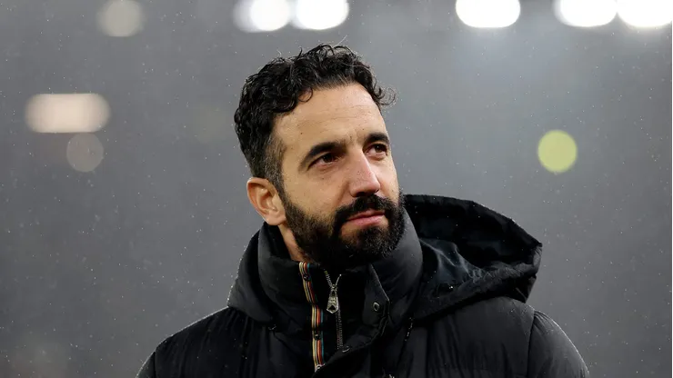 United ganha concorrência de rival na Premier League por meia-atacante.