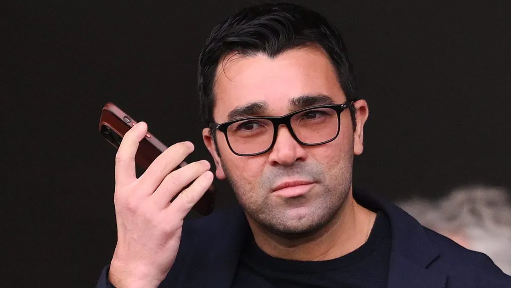 Deco, diretor do Barcelona, teve reuniões com representantes de atacante (Photo by David Ramos/Getty Images)