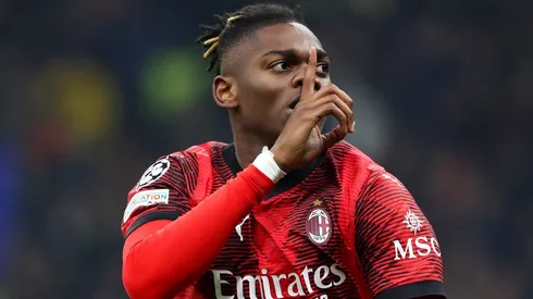 Rafael Leão escolhe em qual clube vai assinar entre Barcelona, Chelsea e United (Photo by Marco Luzzani/Getty Images)