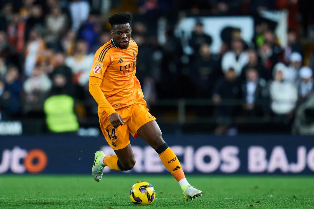Tchouameni é aprovado no Liverpool. (Photo by Aitor Alcalde/Getty Images)