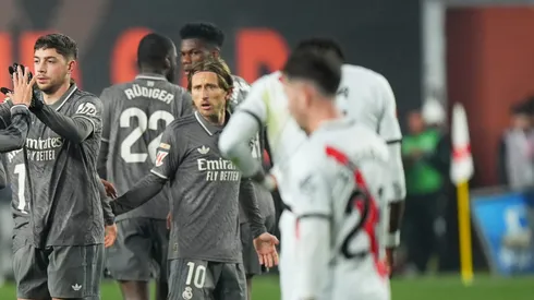 Federico Valverde vive um momento decisivo no Real Madrid, destacando-se com atuações impactantes que refletem sua evolução. Na vitória contra a Deportiva Minera pela Copa do Rei, o uruguaio foi peça-chave, contribuindo com gol e assistência. (Foto: Angel Martinez/Getty Images)