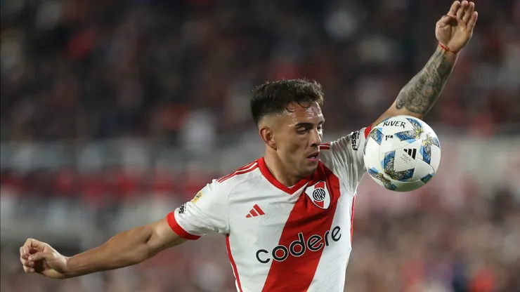 Enzo Díaz no River Plate em jogo do Campeonato Argentino. Lateral vai para o São Paulo. Foto: Daniel Jayo