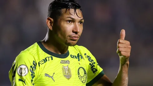 Palmeiras surpreende e chega a acordo para vender Rony a rival do Brasileirão. (Photo by Pedro H. Tesch/Getty Images)