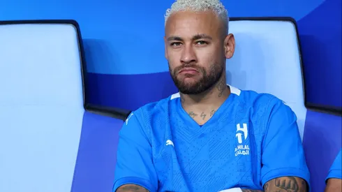 Al-Hilal prepara saída de Neymar e decide investir em estrela da Premier League para substituí-lo. (Photo by Abdullah Ahmed/Getty Images)