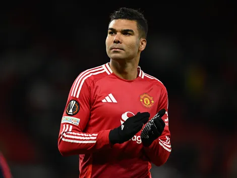 Casemiro avalia oferta de R$ 4 milhões por semana para sair do Manchester United
