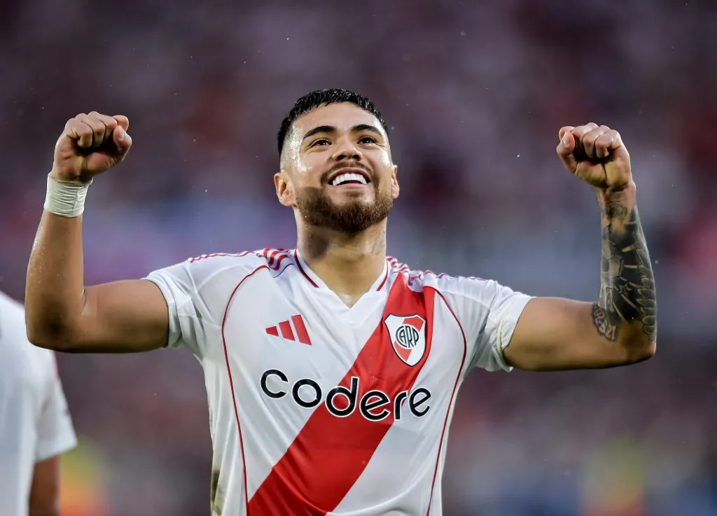 Paulo Díaz comemorando pelo River Plate. (Photo by Marcelo Endelli/Getty Images)