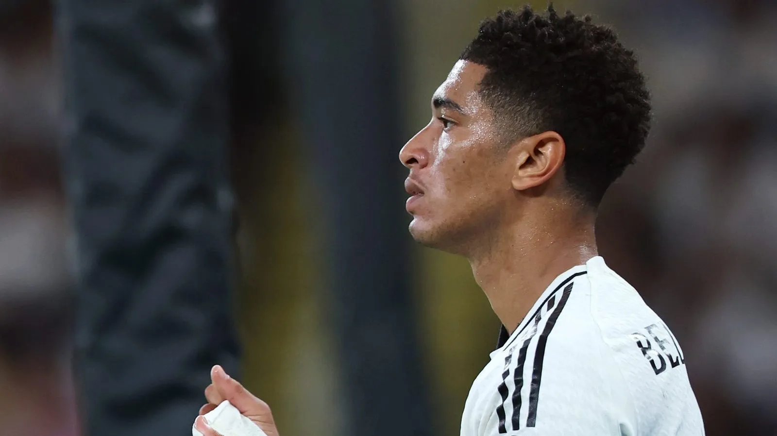 Bellingham pelo Real Madrid (Photo by Yasser Bakhsh/Getty Images)