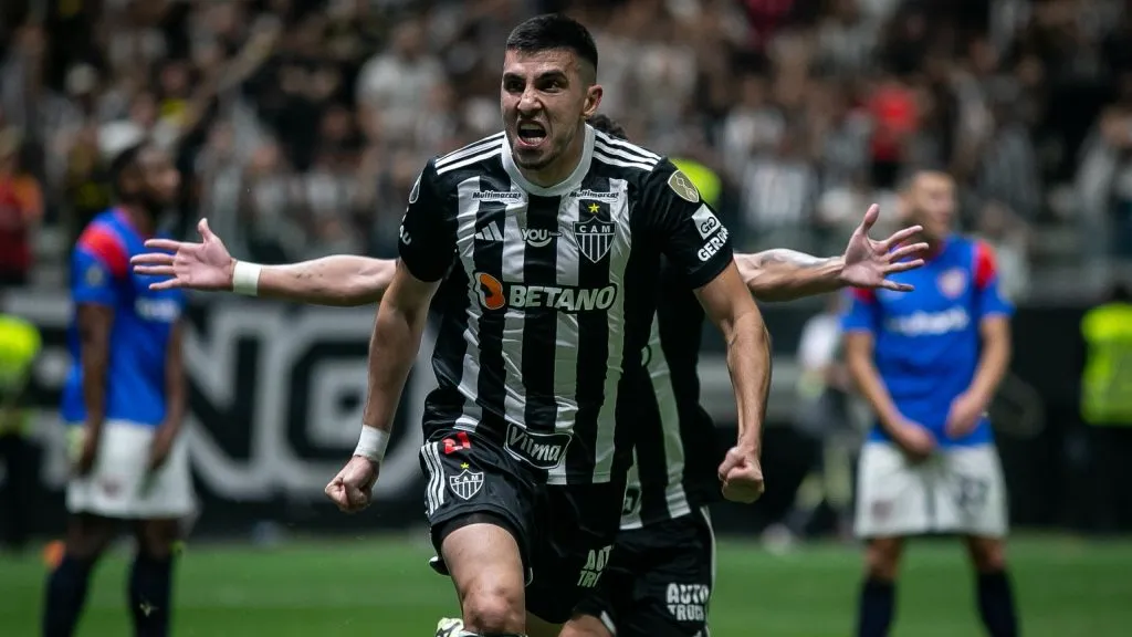 Battaglia comemorando gol. Foto: Fernando Moreno/AGIF