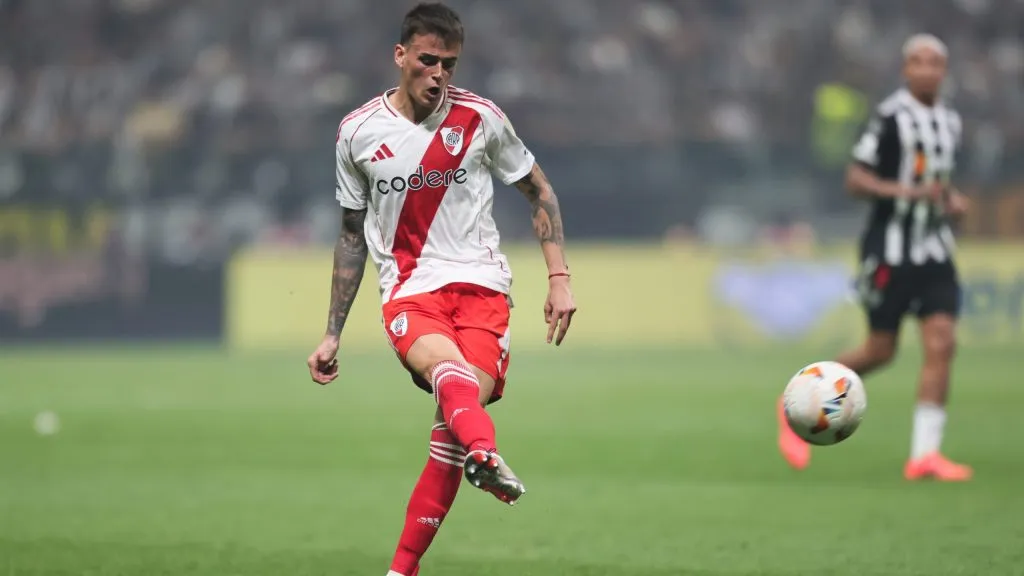 Nicolás Fonseca em jogo do River Plate. Foto: Gilson Lobo/Getty Images