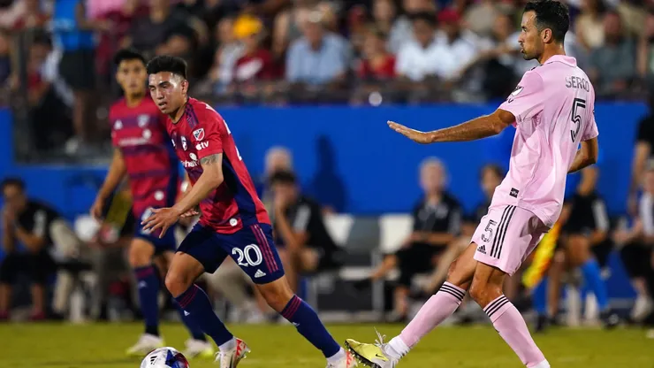 Alan Velasco enfrentando Inter Miami. Jogador vai jogar no Boca Juniors. Foto: Alex Bierens de Haan
