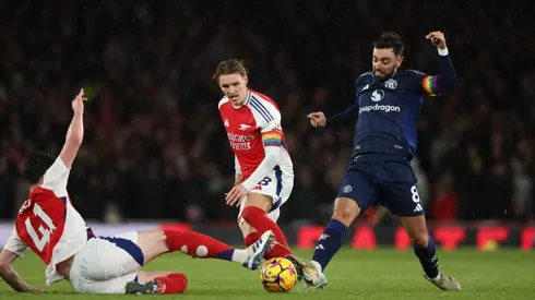 Clássico da rodada na Inglaterra acontece neste domingo (12)