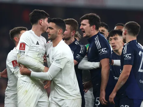 Títular do Manchester United pode ser suspenso após confusão na vitória sobre o Arsenal