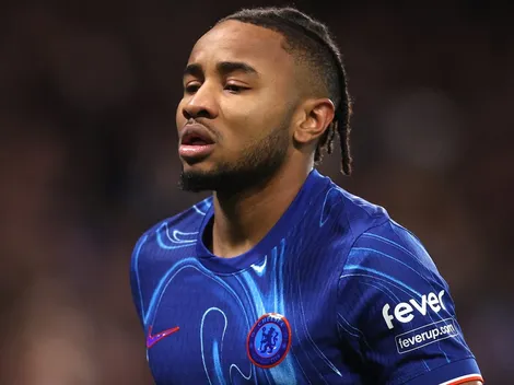Chelsea oferece Nkunku ao Bayern por Mathys Tel