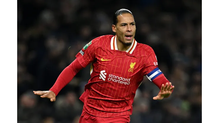 Van Dijk, zagueiro do Liverpool (Photo by Justin Setterfield/Getty Images)