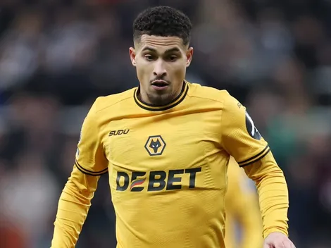 Liverpool entra na disputa com o United por João Gomes