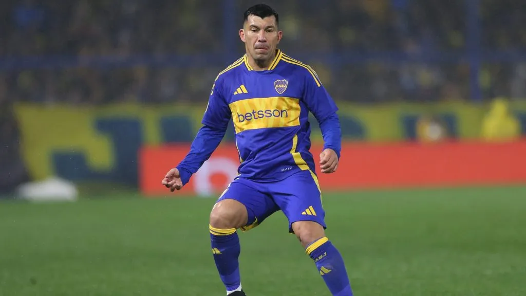 Gary Medel com a camisa do Boca Juniors. Foto: Daniel Jayo/Getty Images