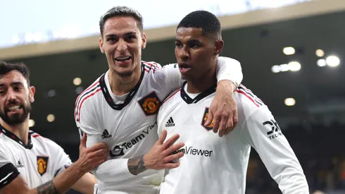 Atacante do Manchester United aceita redução salarial e avança em negociações com o Borussia Dortmund. (Photo by Naomi Baker/Getty Images)