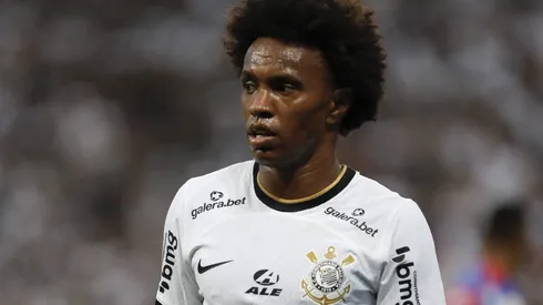 Willian, ex-Corinthians e Chelsea, pode vestir após passagem frustrada pelo Olympiacos. (Photo by Ricardo Moreira/Getty Images)